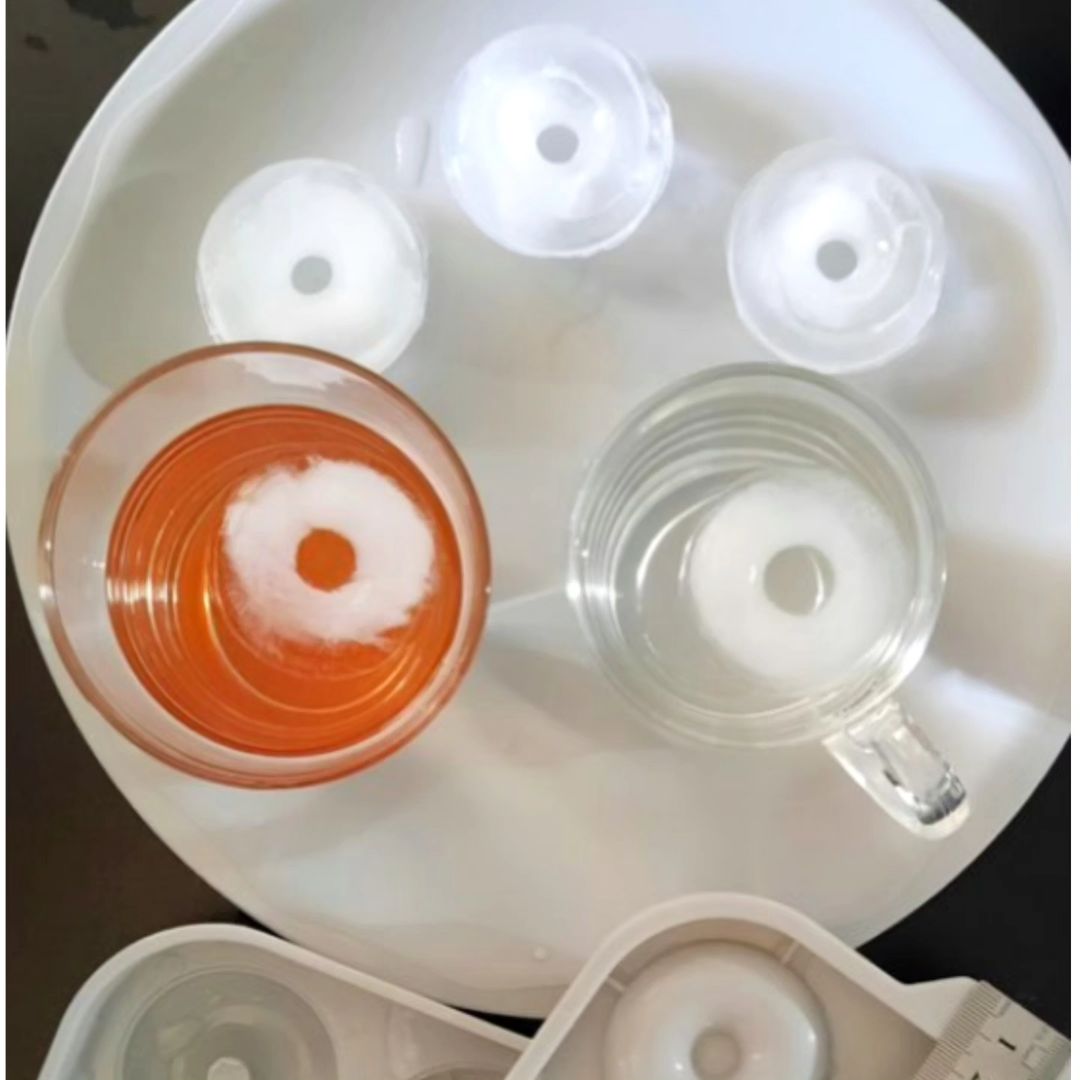 Duman Donut Ice Cub Tray