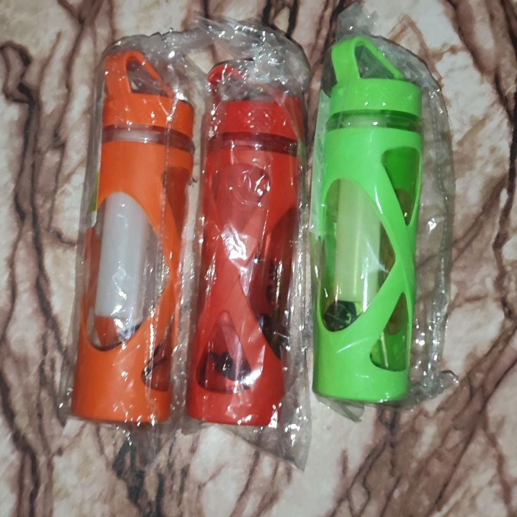 2 in 1 Plastic Water Bottle with String & Straw 580-ml!