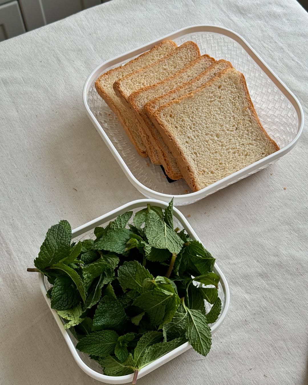 Limon Bread & Vegetable Basket (Knit Design)!