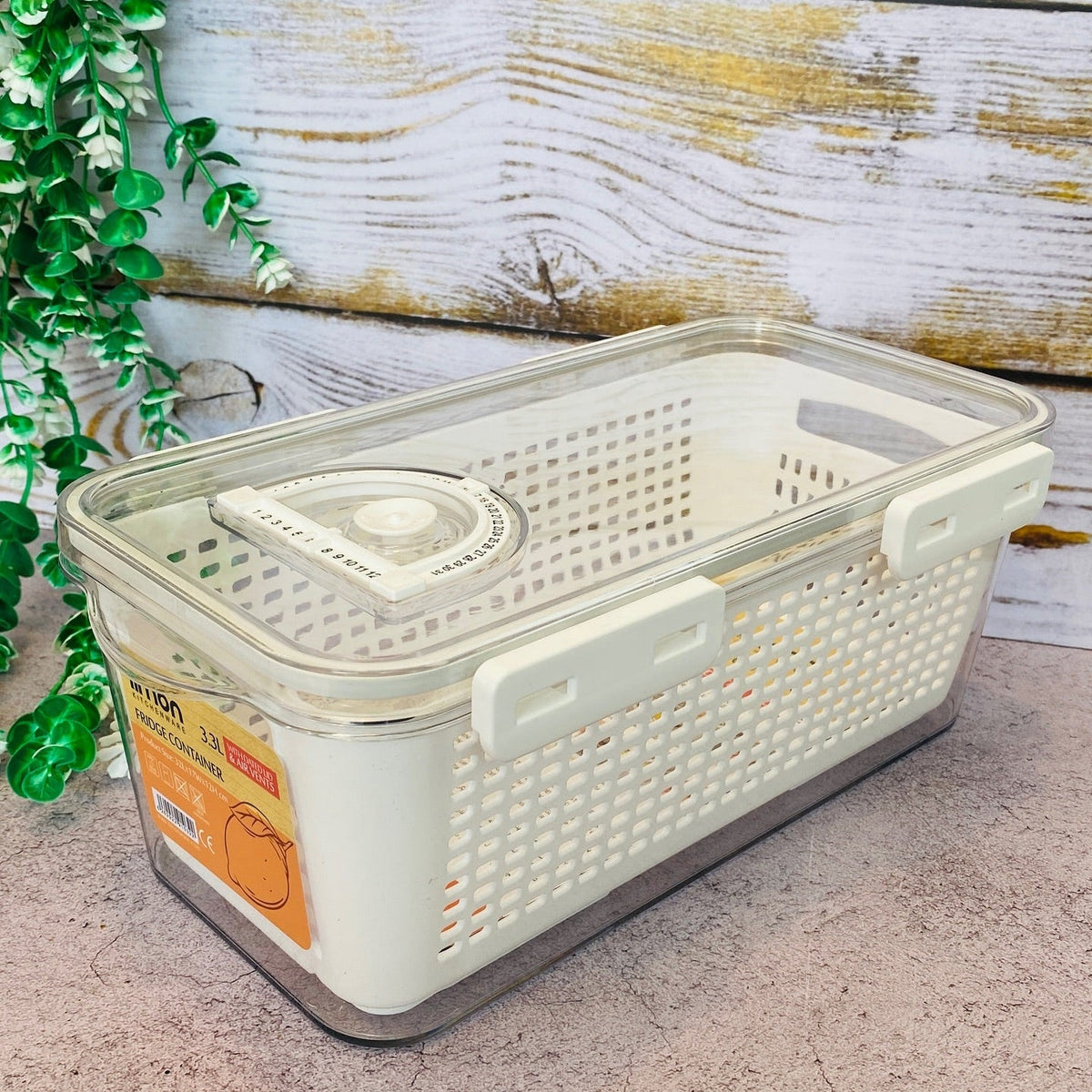 Limon Fridge Container with Dated Lids!