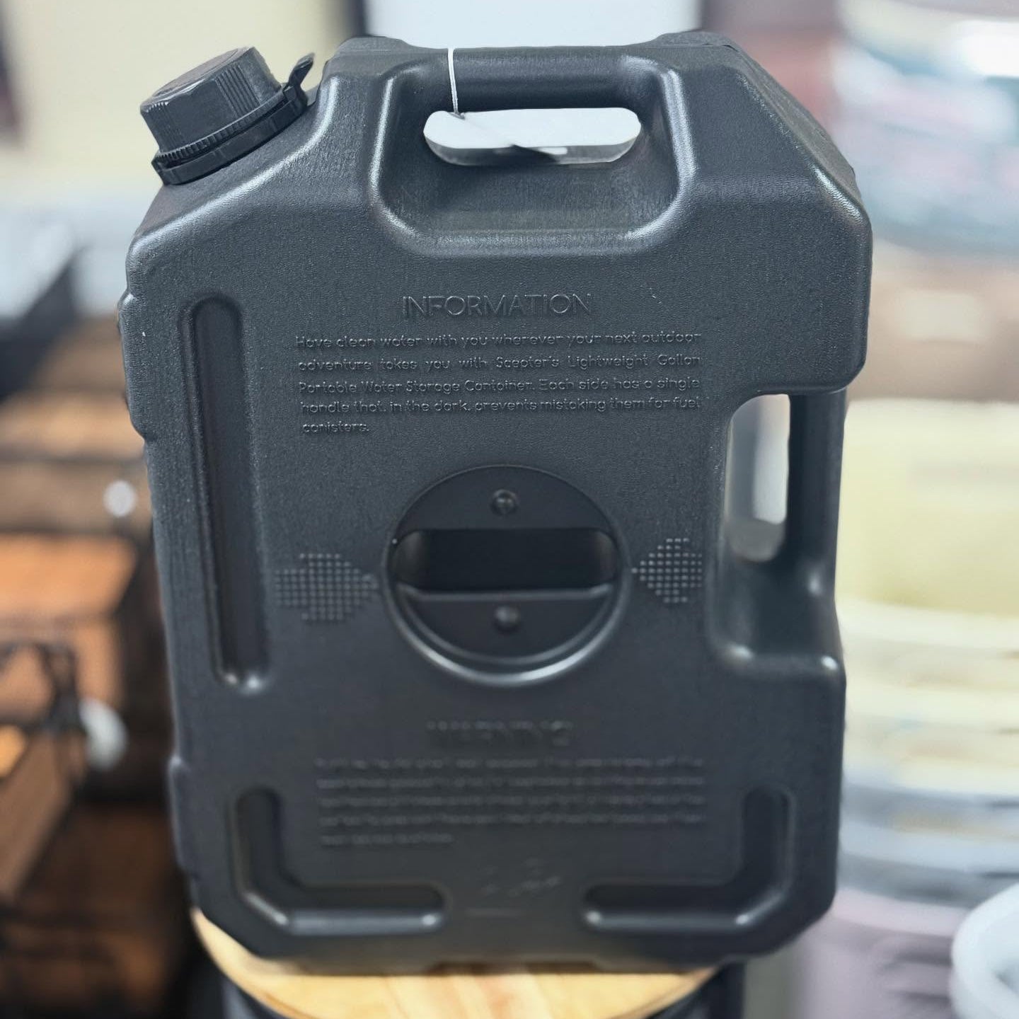 Zibasazan Oil Can / Jerry Can (Elephant Barrel)