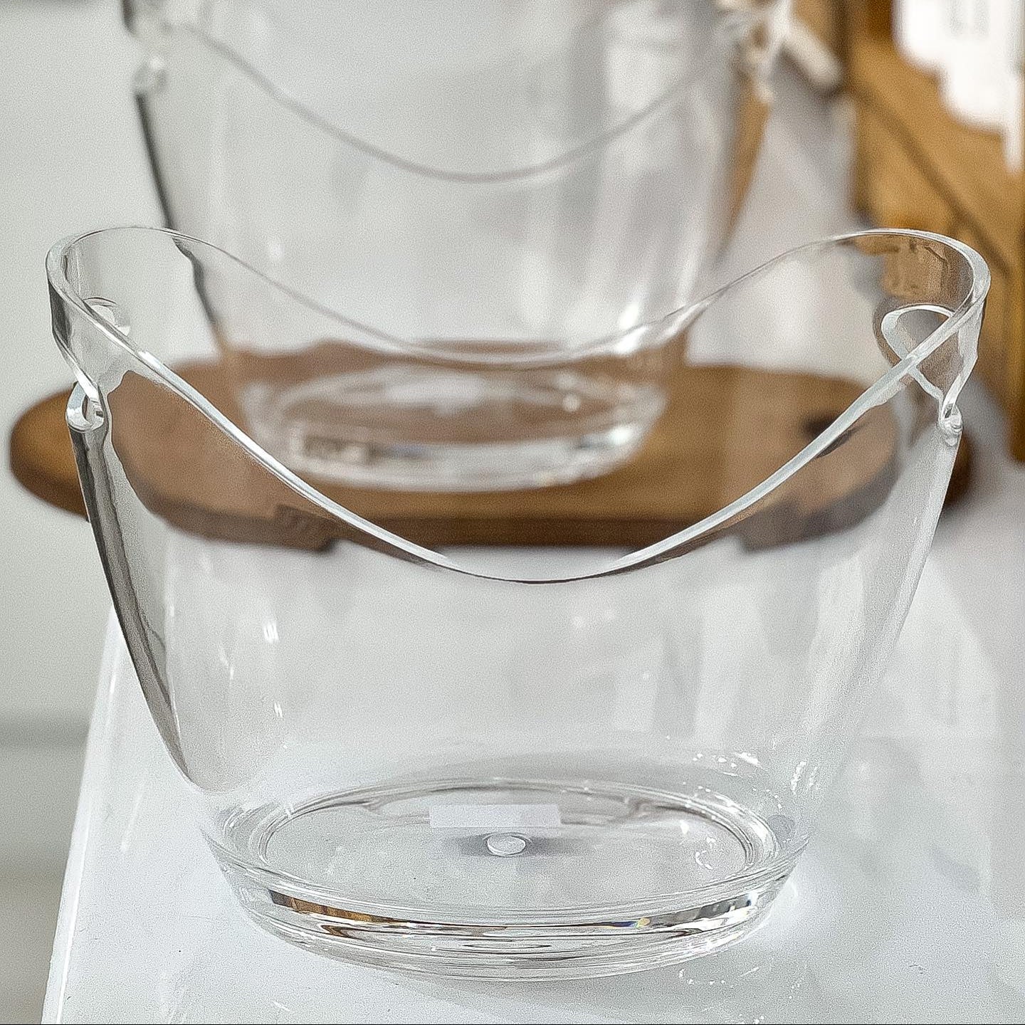 Limon Acrylic Serving Bowl 2-Liter