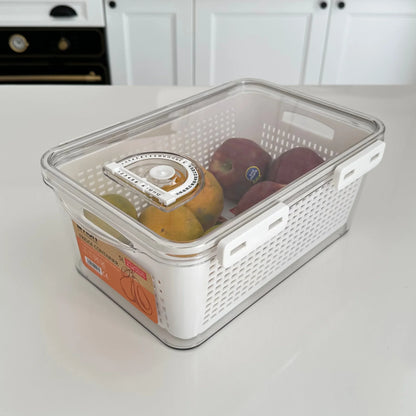 Limon Fridge Container with Dated Lids!