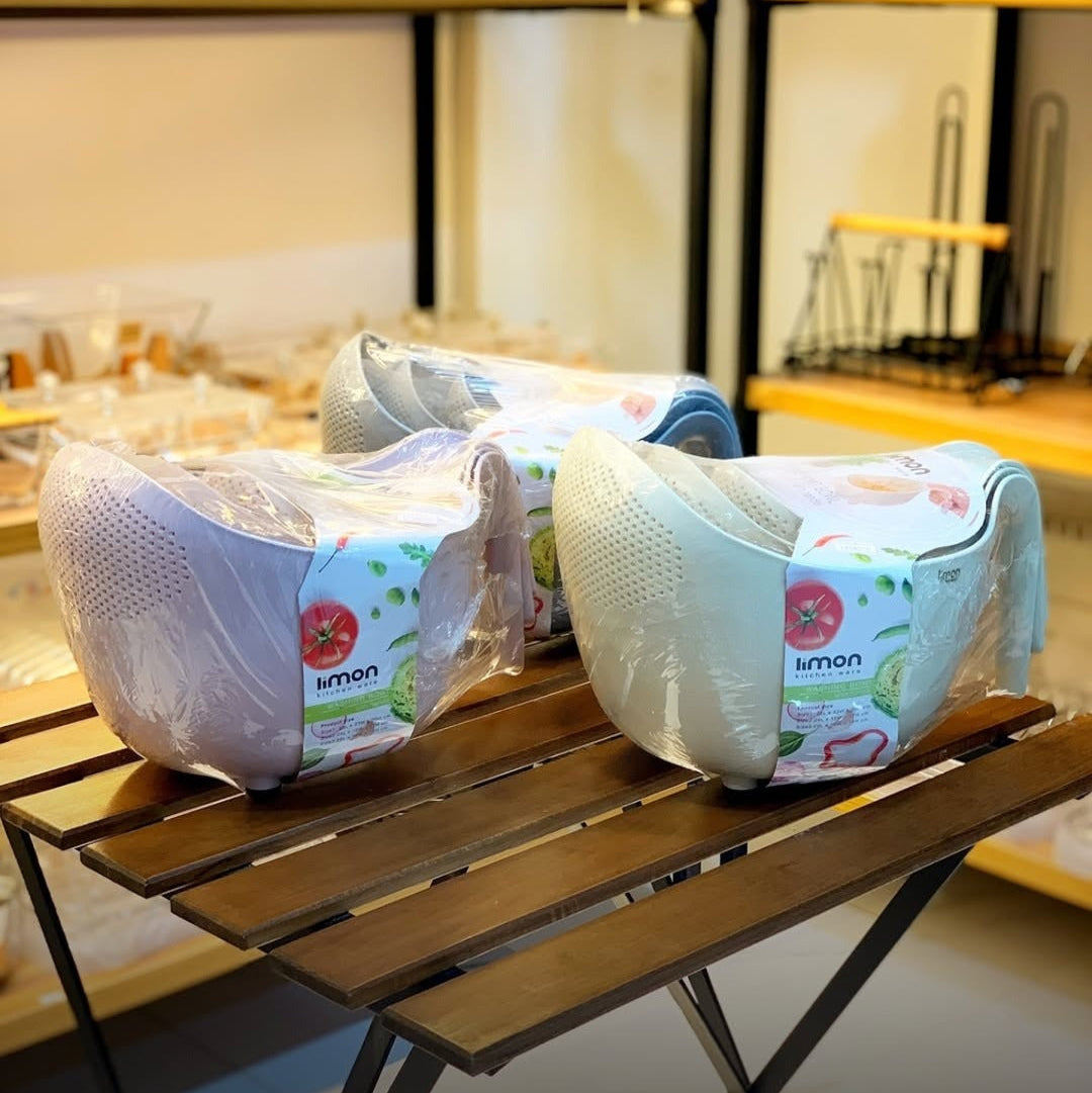 Limon Washing Bowl Set with Handle & Strainer!