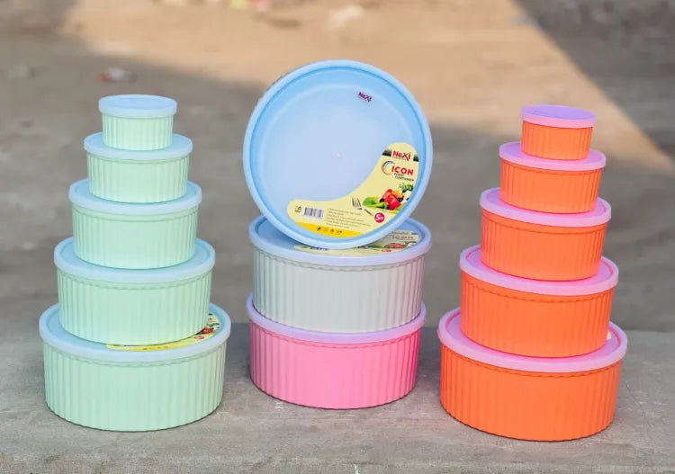 Next Icon Plastic Bowl Set with Rubber Lid 5-Pcs!