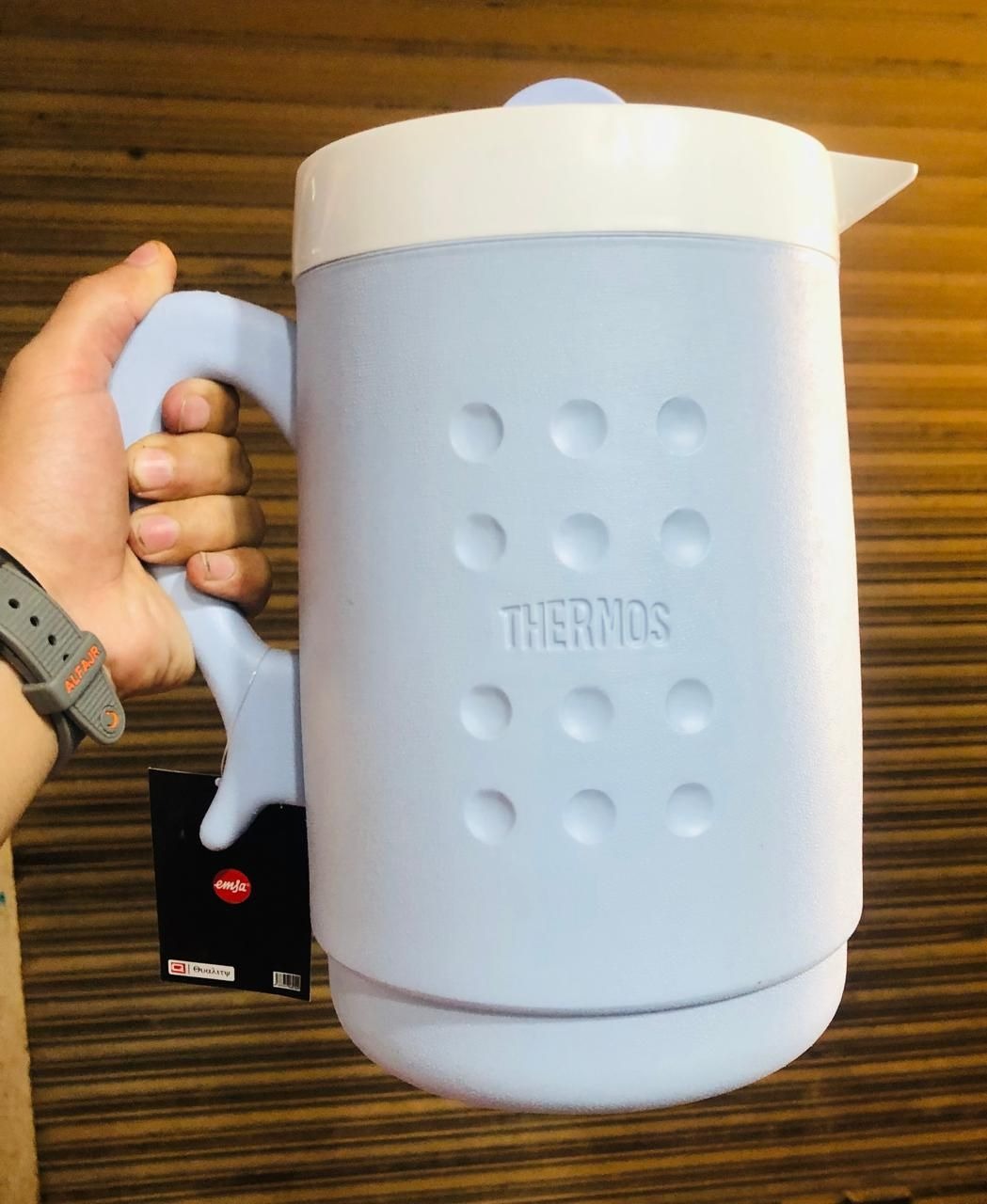 Hot & Cold Insulated Thermos Water Jug or Pitcher 2-L!