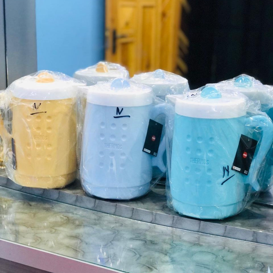 Hot & Cold Insulated Thermos Water Jug or Pitcher 2-L!