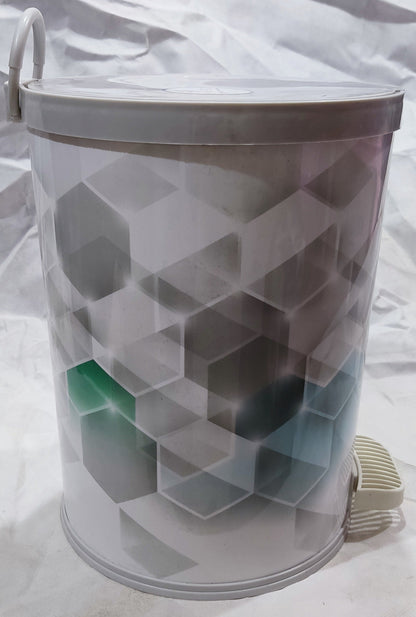 Pioneer Plastic Pedal Bin (Dustbin)!