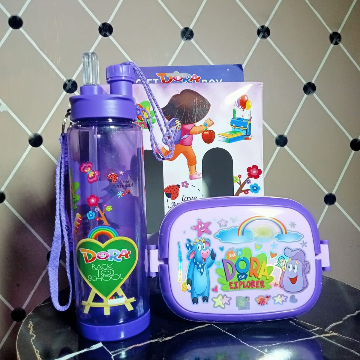 2 in 1-Lunch Box & Water Bottle Set 600-ml)!